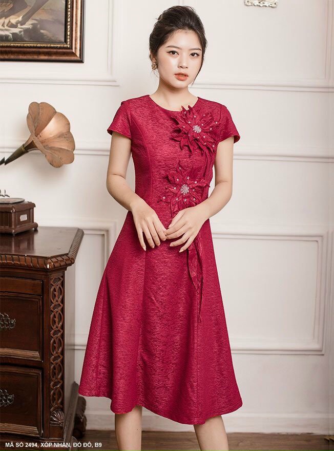 Đầm Kết 2 Hoa Trước Ngực - D2494